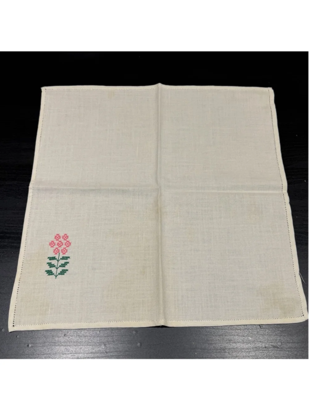 Unbranded experience embroidered brings
